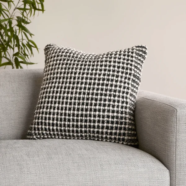 Ren Large Pillow – Black Weave